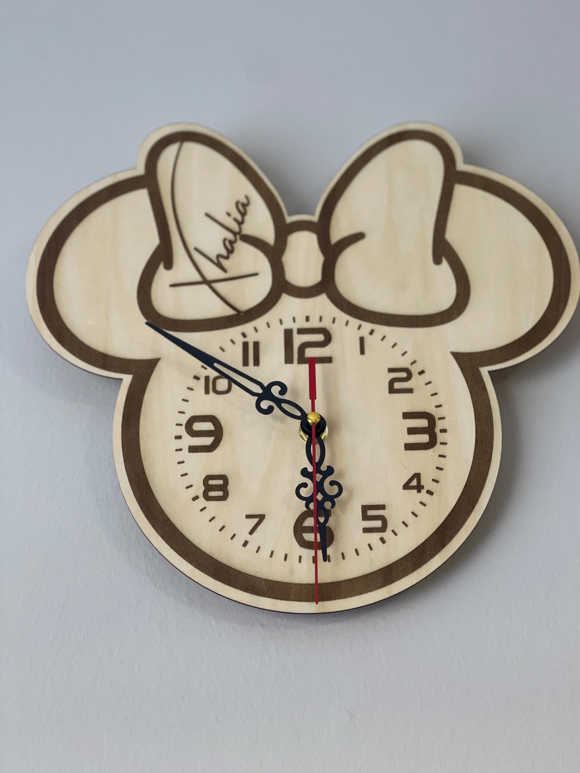 Custom engraved kids wall clock, wall decor kids room, Minnie Bow clock, encourage kids to learn to tell time, customize with name in bow